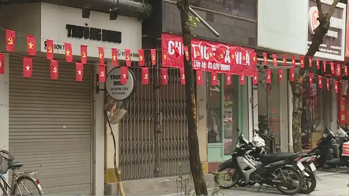 Đằng sau làn sóng trả mặt bằng tại các tuyến phố trung tâm